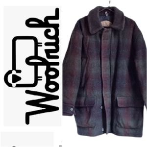 Woolrich Men's Plaid Wool Coat. Large.